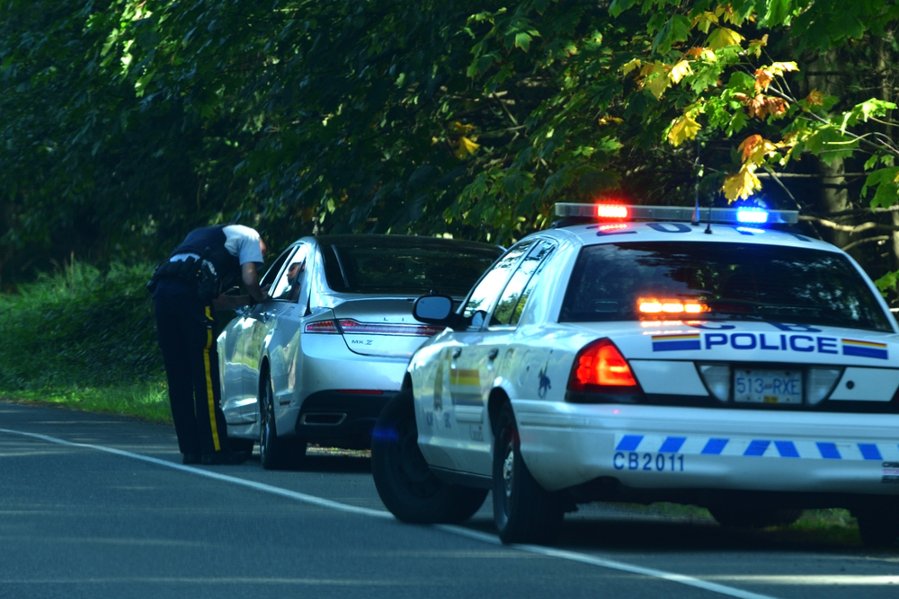 cop pulling over driver